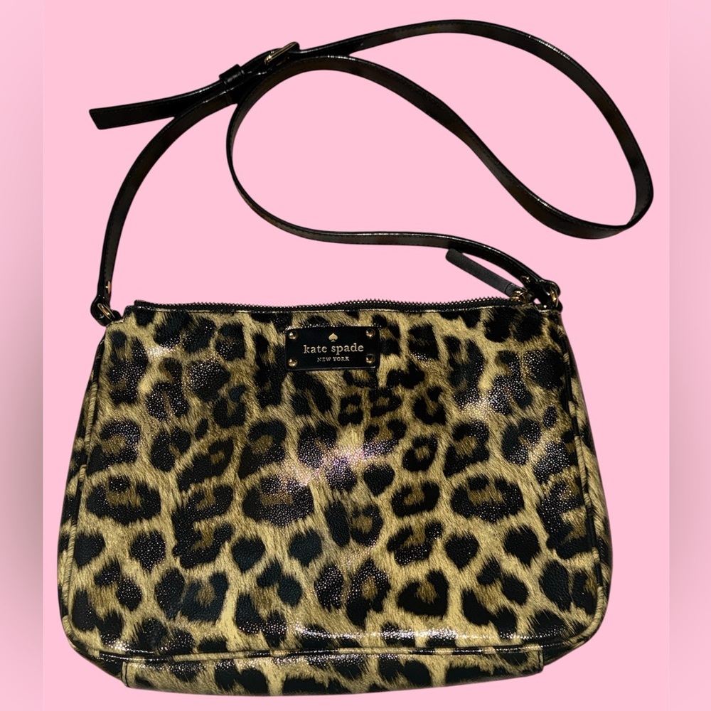 Kate spade cross body purse in leopard print